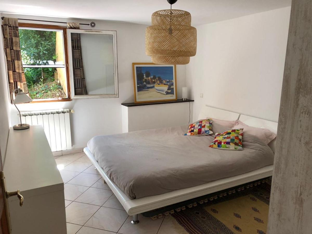 Joli Rez-De-Villa 80 M2 Proche Mer Carqueiranne Bagian luar foto