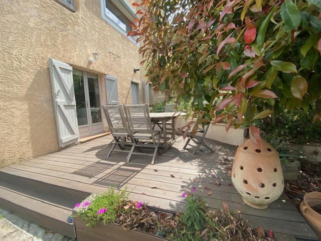 Joli Rez-De-Villa 80 M2 Proche Mer Carqueiranne Bagian luar foto