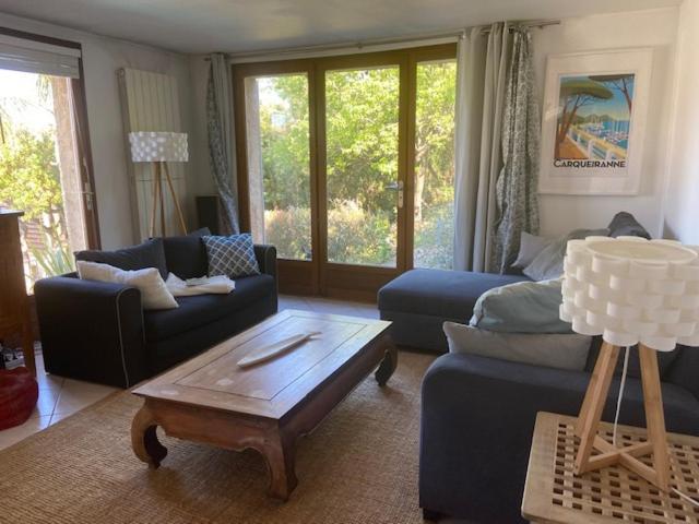Joli Rez-De-Villa 80 M2 Proche Mer Carqueiranne Bagian luar foto